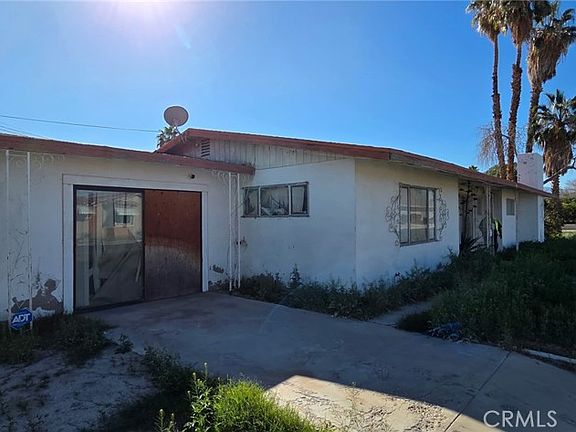 2nd image of 82625 Requa Ave