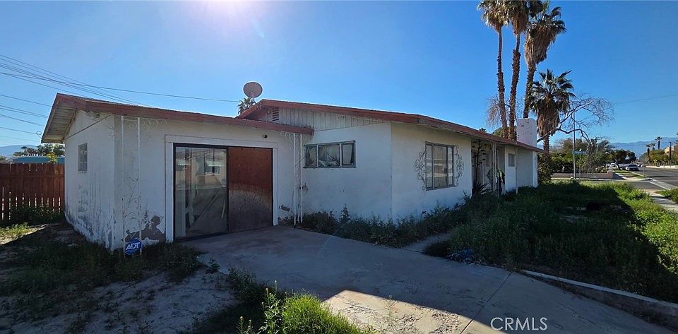 2nd image of 82625 Requa Ave