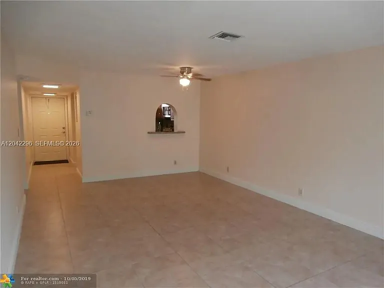 7830 NW 33rd St #206 — Photo 10
