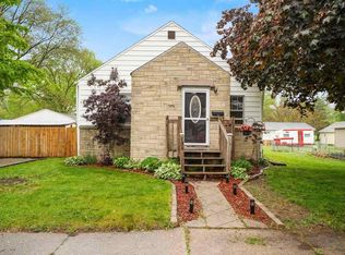 734 Knoll Ave, Waterloo, IA 50701