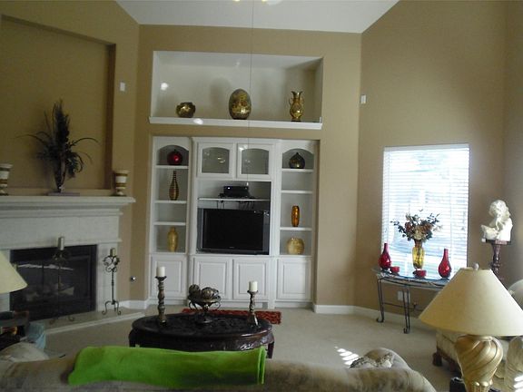 2nd image of 5318 Arcadia Glen Ln