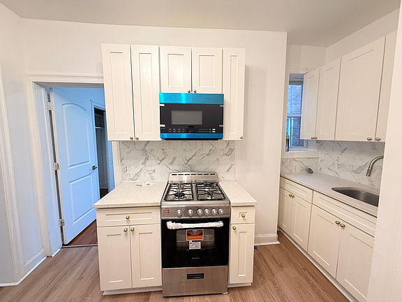 2nd image of 211 Woodward St #12E