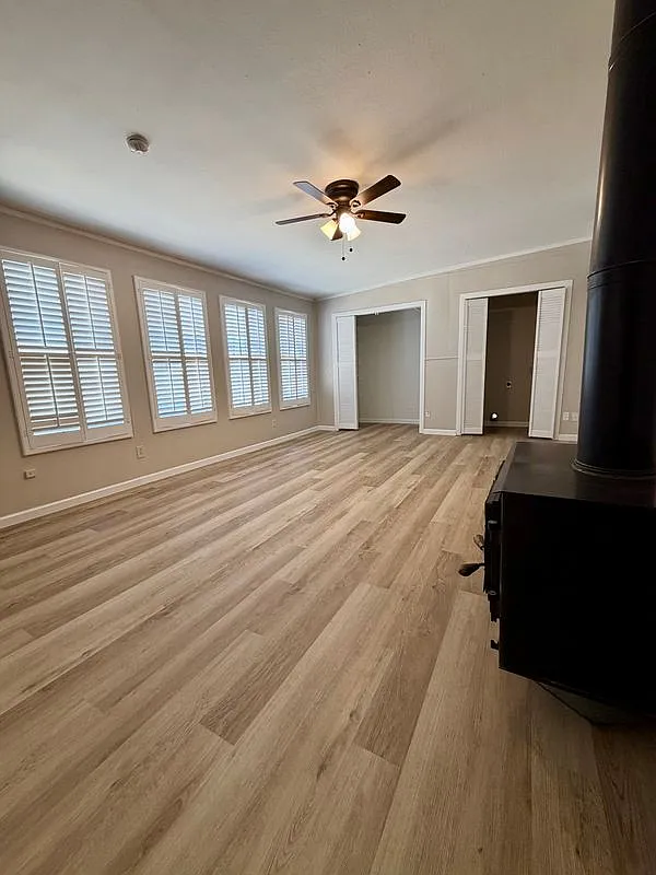 3 bed, 2.0 bath, 1716 sqft, $2,200 — Photo 4