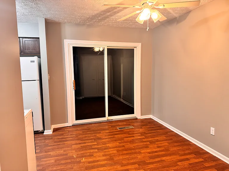 56 E Lindbergh Ave — Photo 5