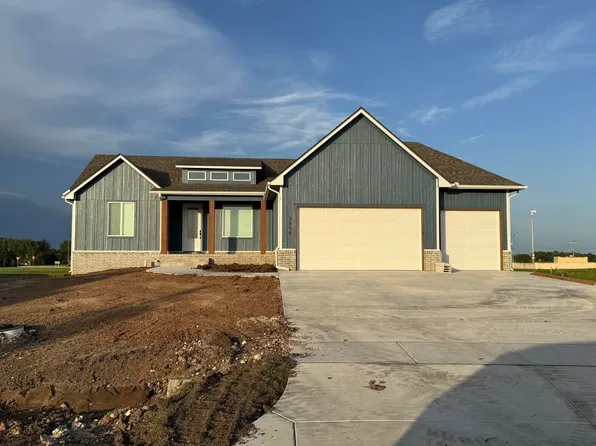 3550 Bluestem Ct, Rose Hill, KS 67133