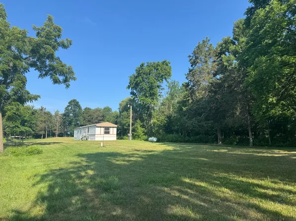 10500 County Road 687, South Haven, MI 49090