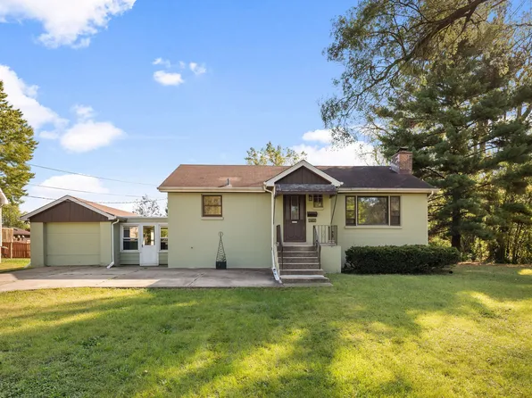 17715 Henry St, Lansing, IL 60438