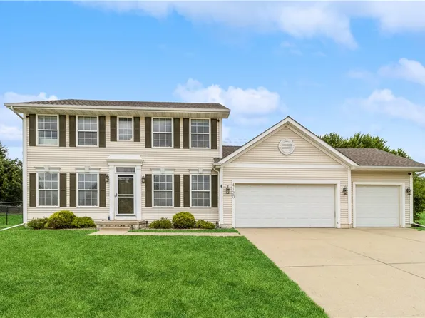 4120 155th St, Urbandale, IA 50323