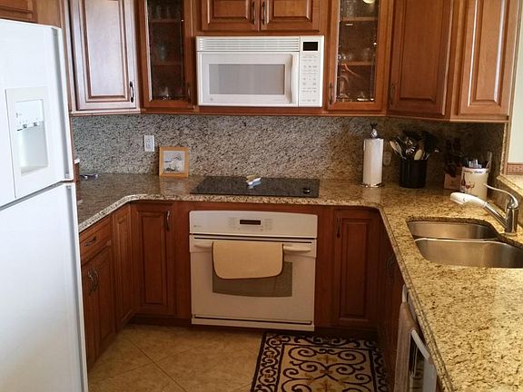 3rd image of 8750 S Ocean Dr APT 1634