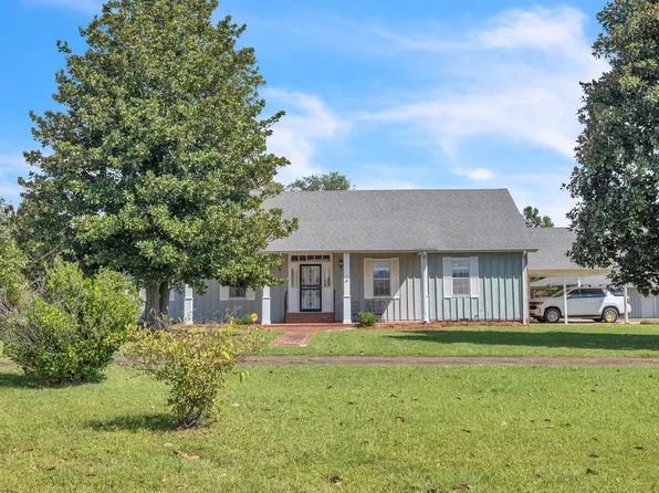 140 S Church Ave, Louisville, MS 39339