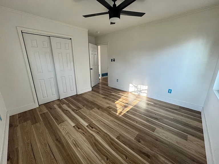 803 Hill St — Photo 11