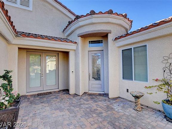 4th image of 5031 Mirage Garden St
