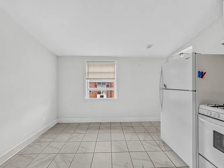 482 Scotland Rd #2 — Photo 8