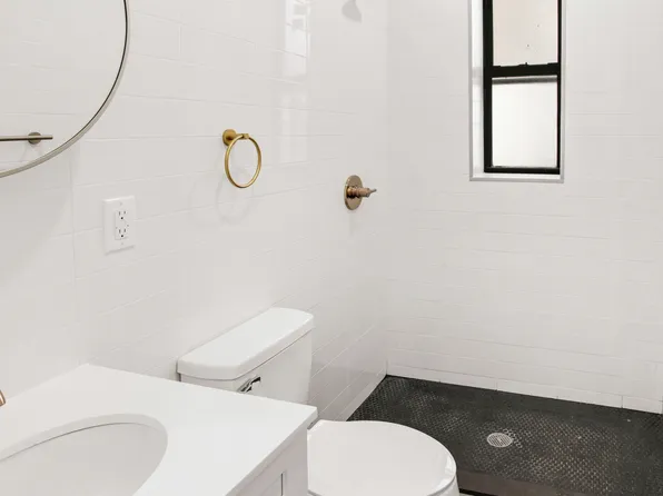 17 East 17th Street image 4 of 7