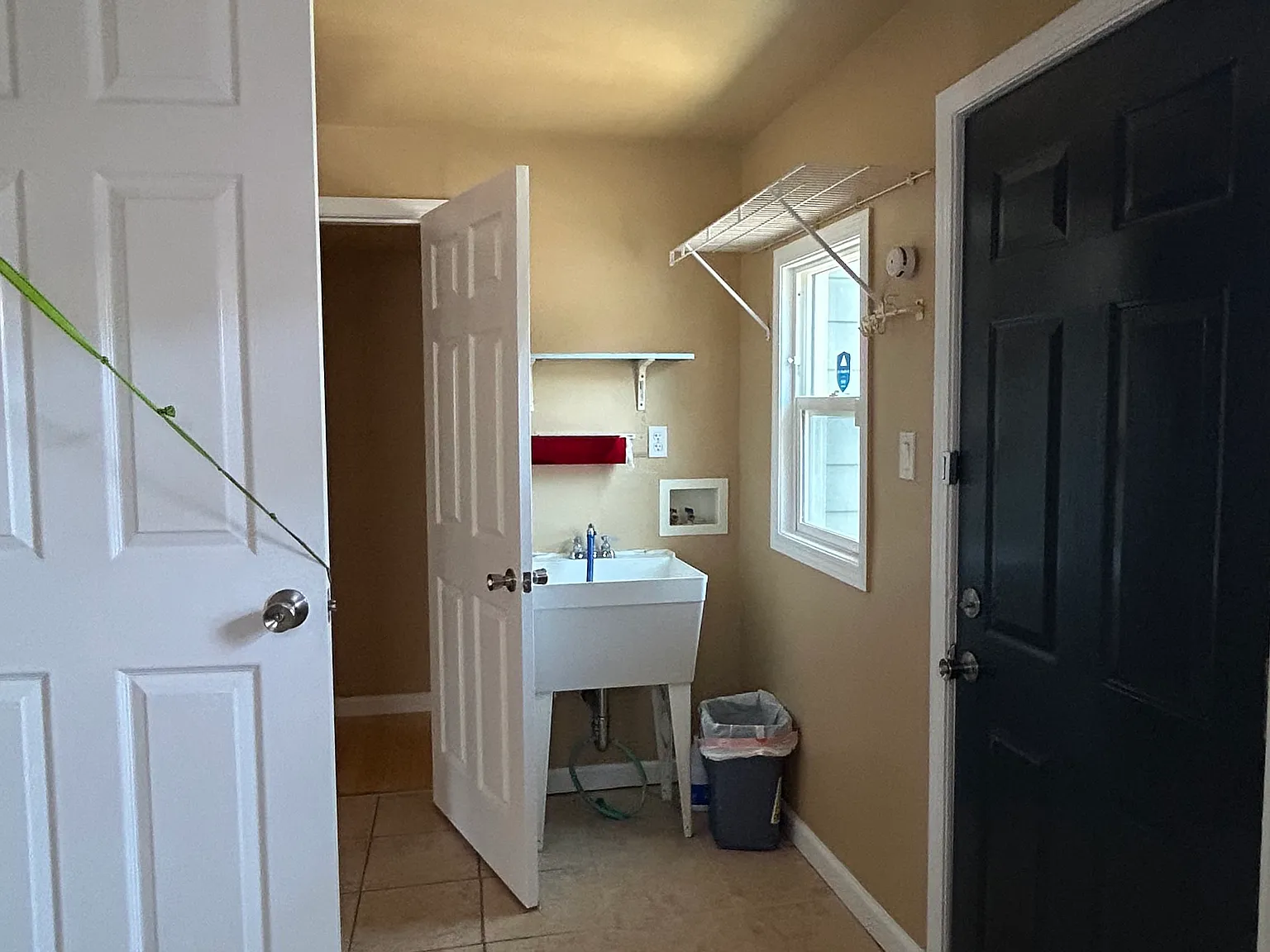 4 bed, 1939 sqft, $2,600 — Photo 4