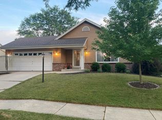 1265 River Place Blvd, Waukesha, WI 53189