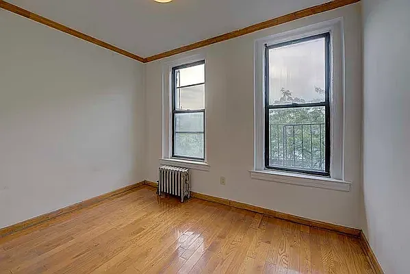 Rented by Bond New York | media 7