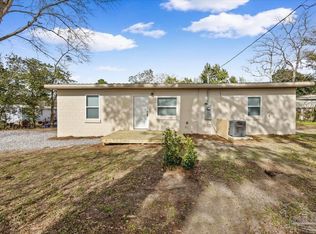 448 Lakeview Ave, Cantonment, FL 32533