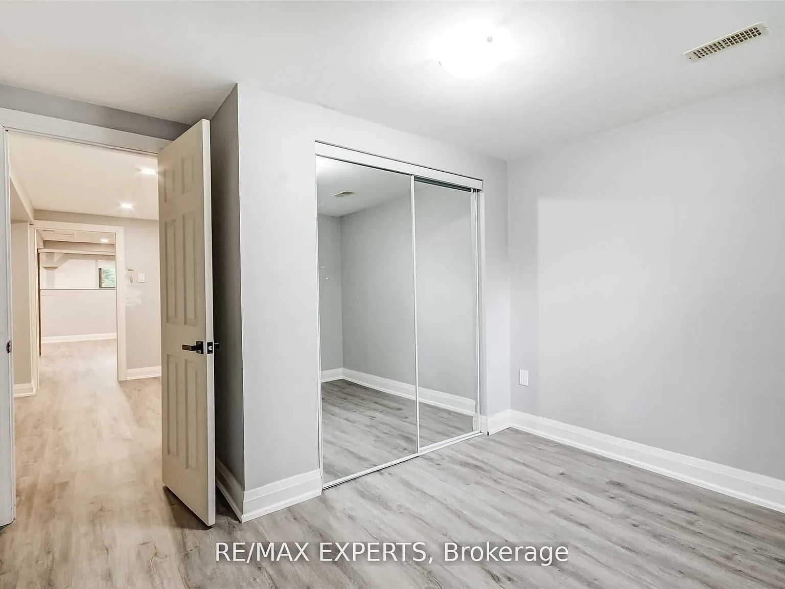 2 bed, $1,950 — Photo 3