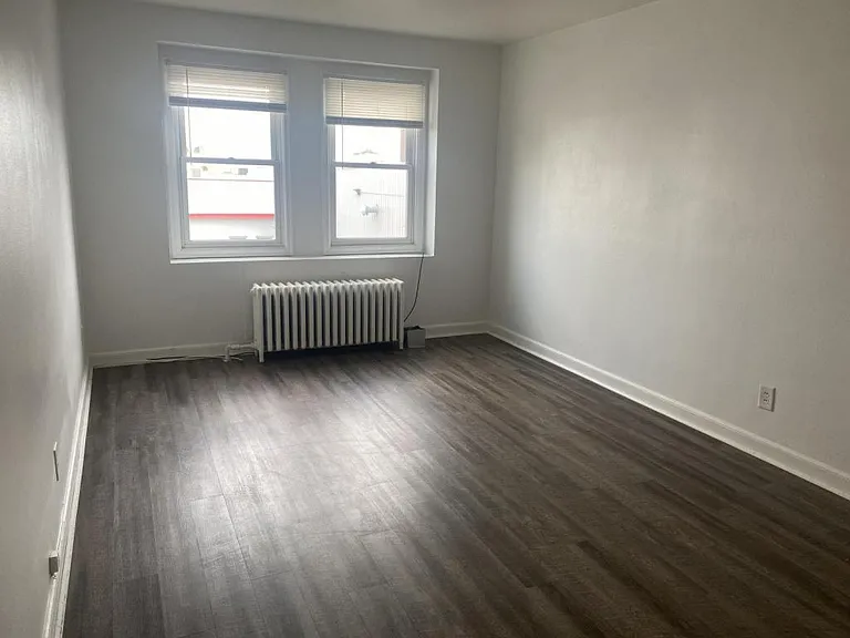 1016 Ogden Ave #9 — Photo 7