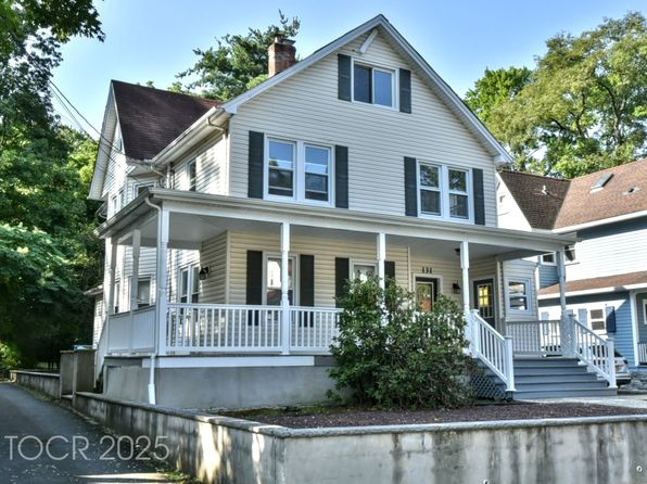 131 Woodside Ave #2