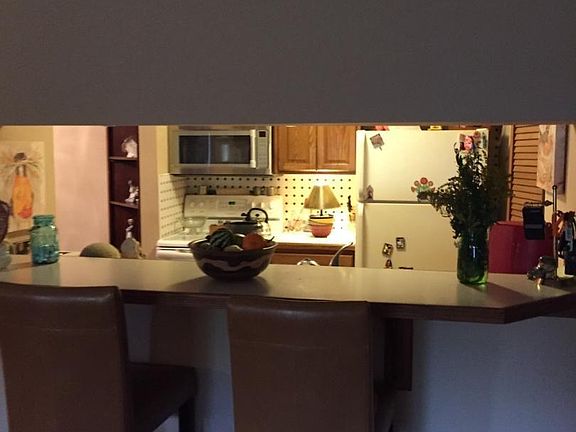 2nd image of 8655 Scenicview Dr #E101