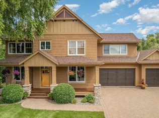 1520 Bridgewater Rd, Golden Valley, MN 55422