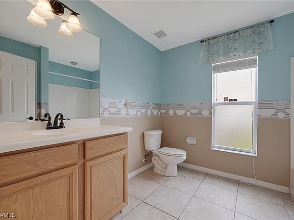 4th image of 6053 Higgins Ave