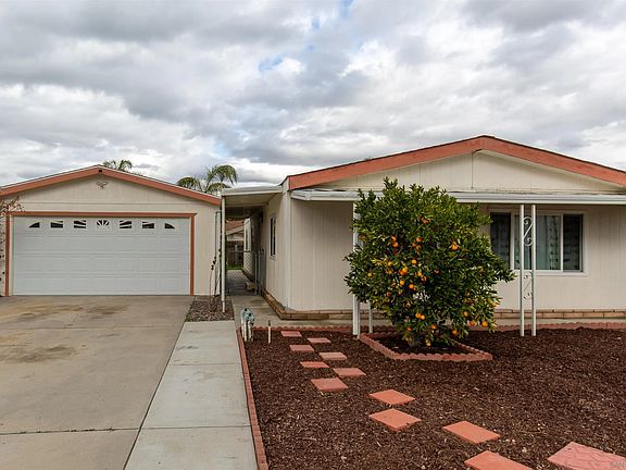 3rd image of 44606 Grovewood Cir