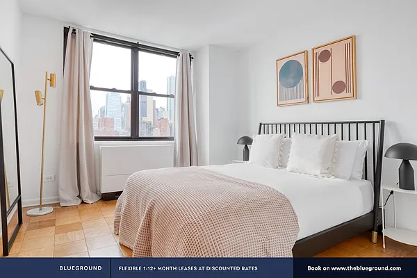 Rented by The Blueground | media 9