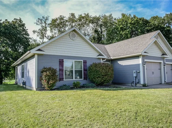 1782 Independence Sq, Utica, NY 13502
