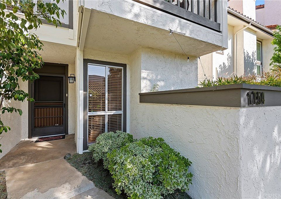 1st image of 1754 Palisades Dr