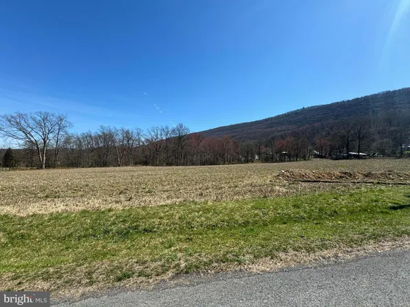 83 Jenkins Ln, Lewistown, PA 17044