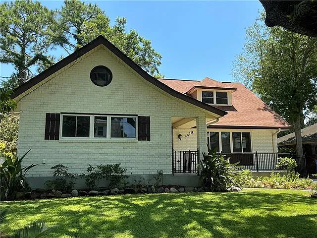 4 bed, 3.0 bath, 2556 sqft, $1,650 — Photo 1