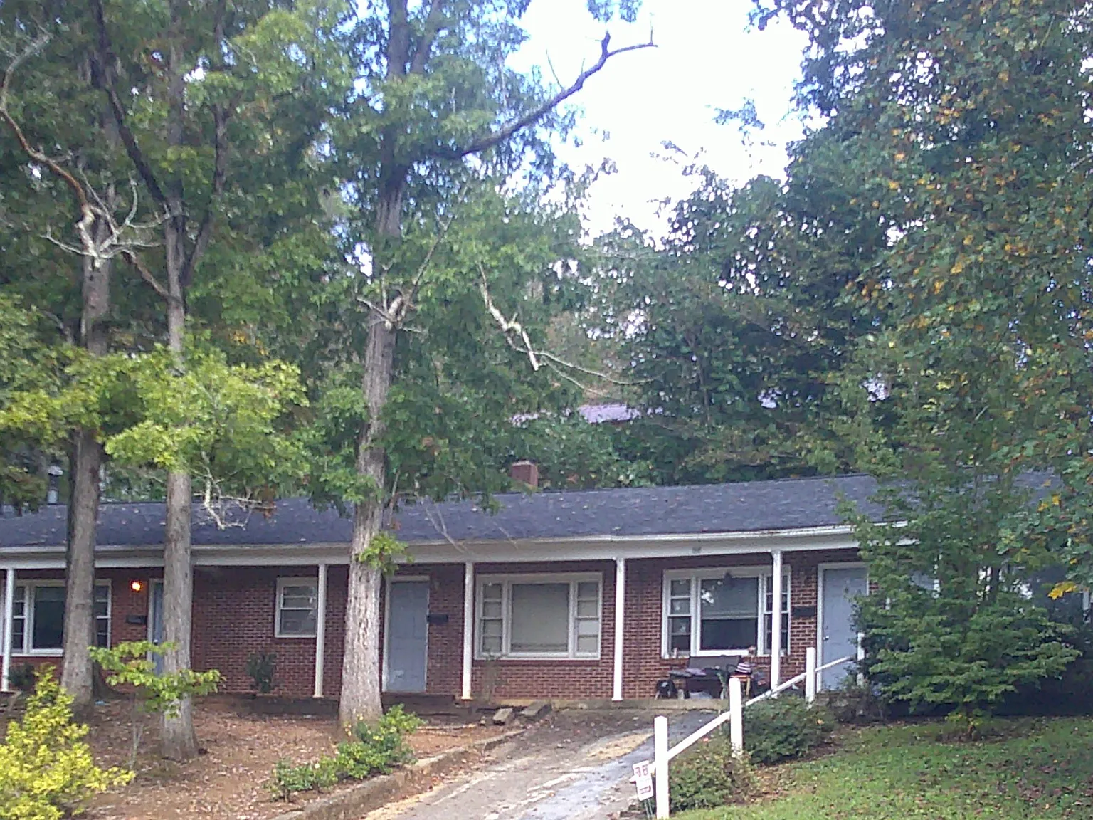 2 bed, $975 — Photo 1