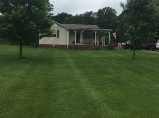 1371 Cross Lanes Rd, Westmoreland, TN 37186