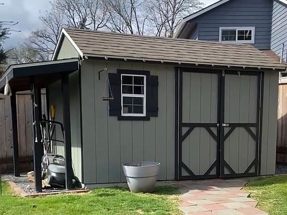 Garden shed
