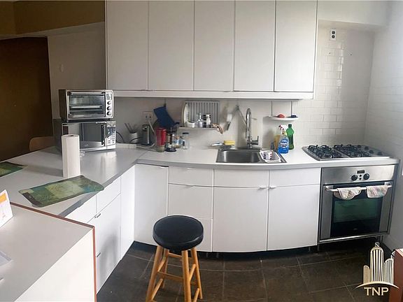 4th image of 2239 Troy Ave APT 4C