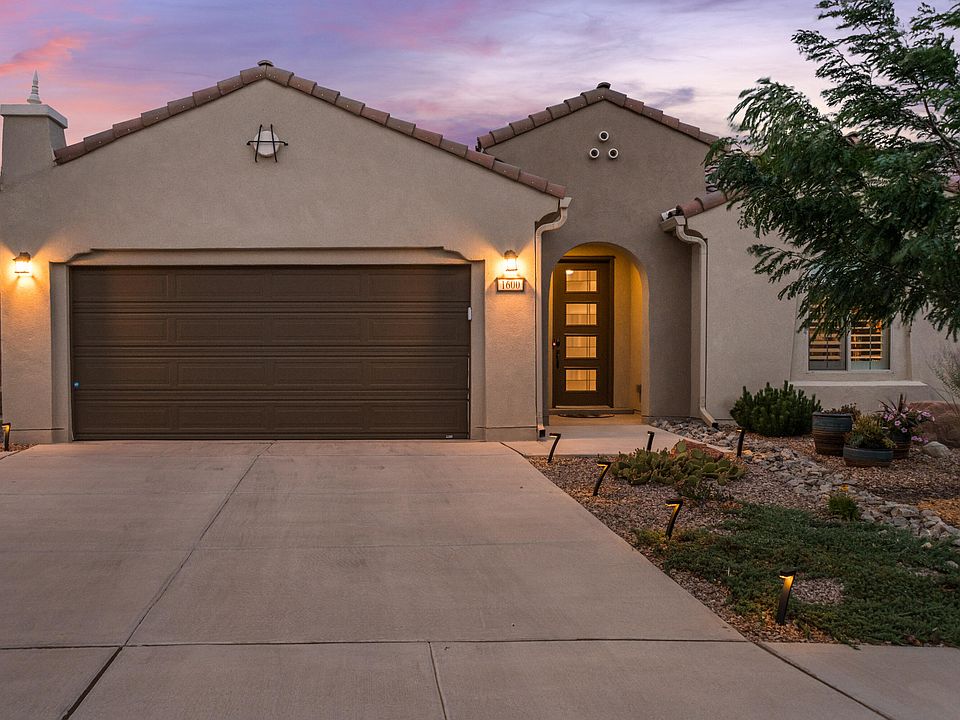1st image of 1600 Willow Canyon Trl NW