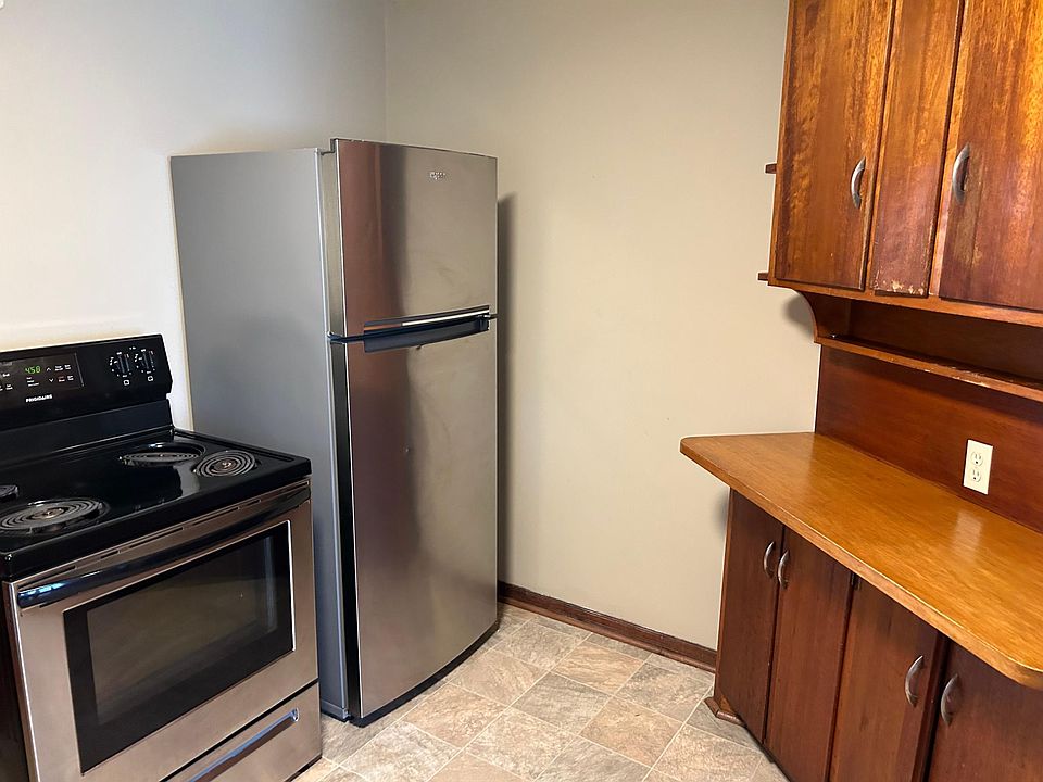 5541 NW Meadowvale Dr Kansas City MO 64151 Apartments for Rent Zillow