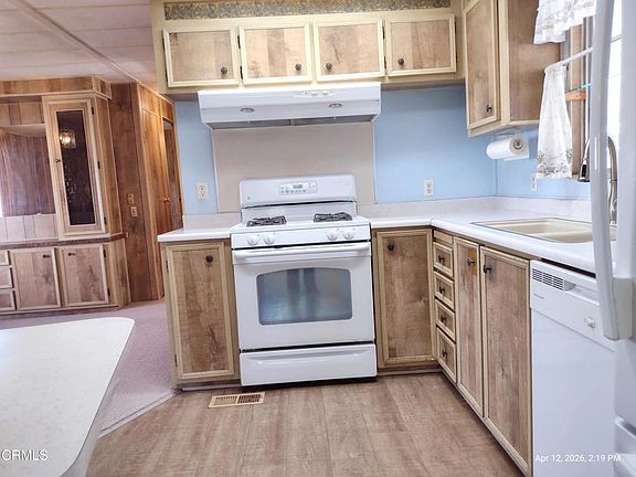 3rd image of 74 Caleta Dr #162