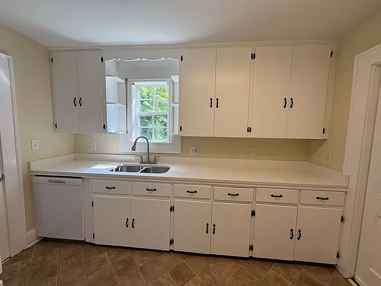 508 National Ave — Photo 8