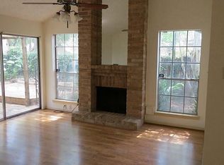 15915 Oak Mountain Dr, Houston, TX 77095