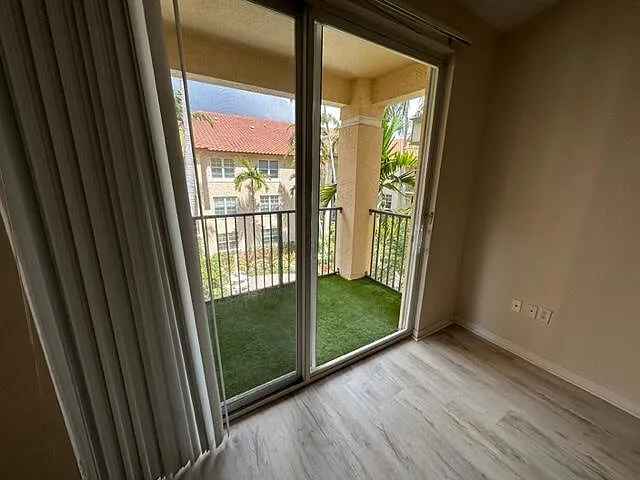 1803 N Flagler Dr #312 — Photo 23