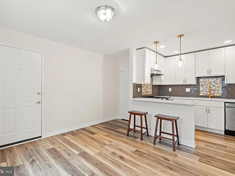 307 Duncan Ave #A — Photo 4