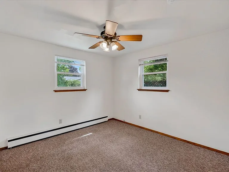5809 Raymond Rd — Photo 13