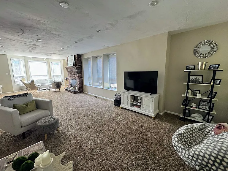 3217 Dawson St — Photo 10