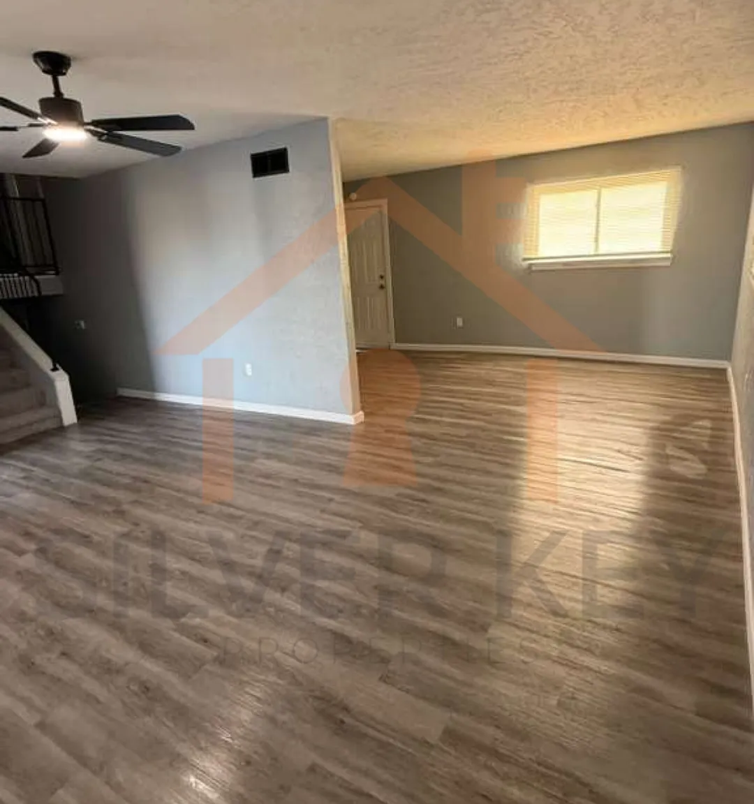 3 bed, 1332 sqft, $1,200 — Photo 2