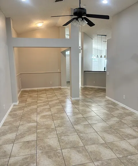 3329 Cypress Point Cir — Photo 9
