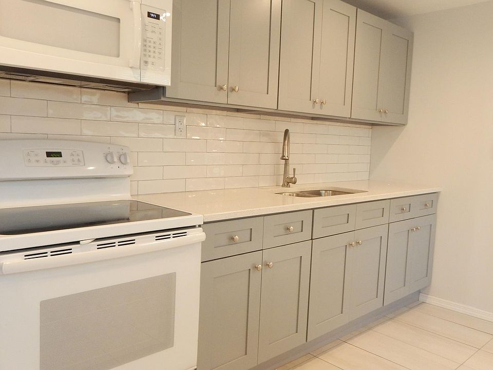 1st image of 148 W 4th St